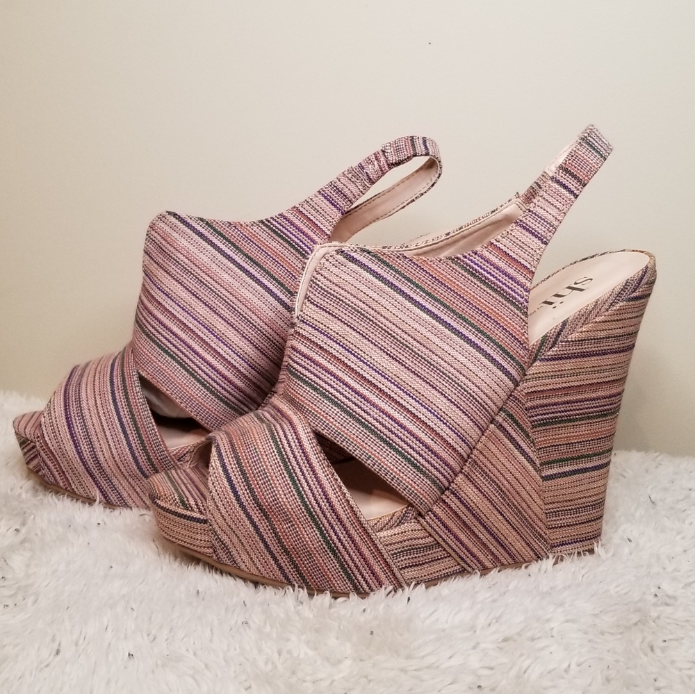 Sz 7.5 Shii Platform Wedge Peep Sandal